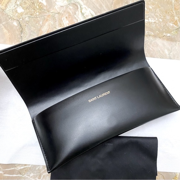 SAINT LAURENT Glasses with leather case 😎 - Picture 9 of 11